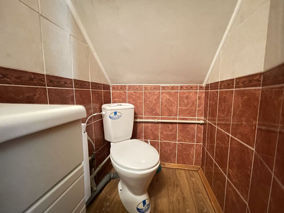 Продаж будинку біля р. Дніпро