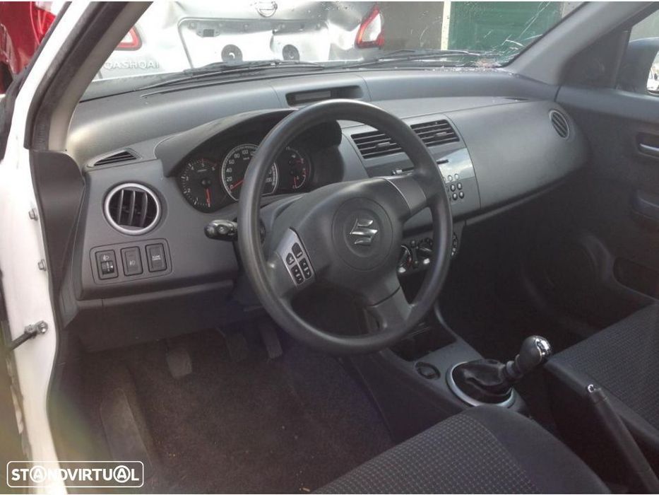 Suzuki Swift 2008 para peças