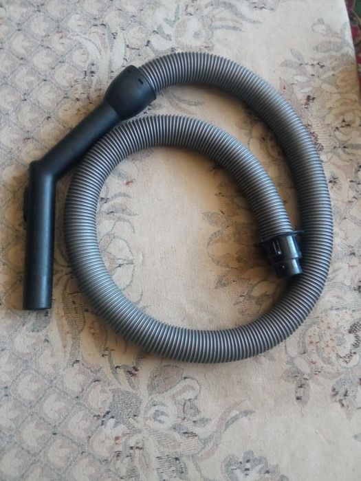 Шланг для пылесоса (б.у).