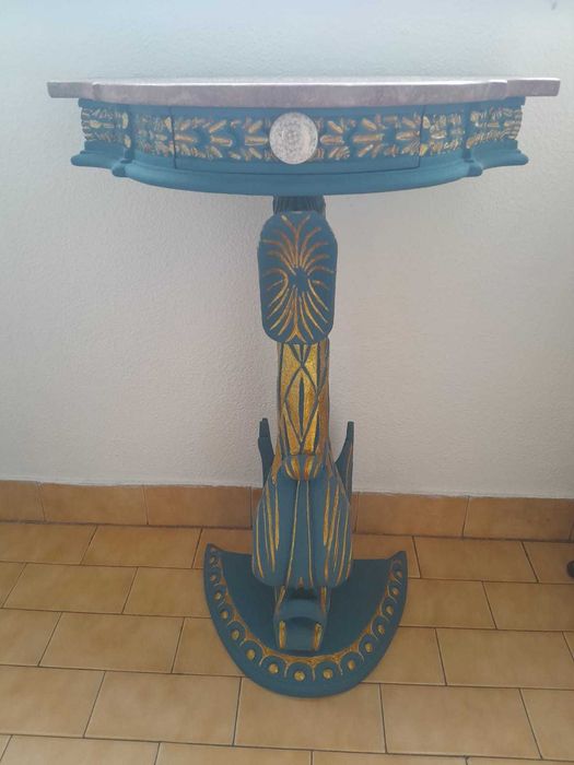 Mesa de Apoio antiga restaurada