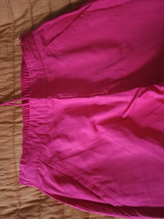 Czerwone spodnie lekko ocieplane ADIDAS roz.M