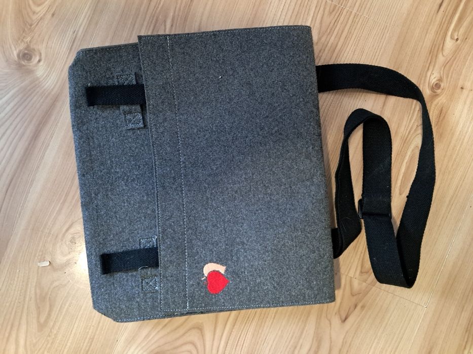 duża torba z filcu listonoszka na ramię teczka