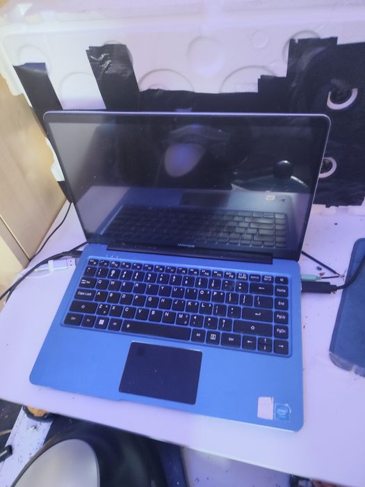 Sprzedam laptopa wings