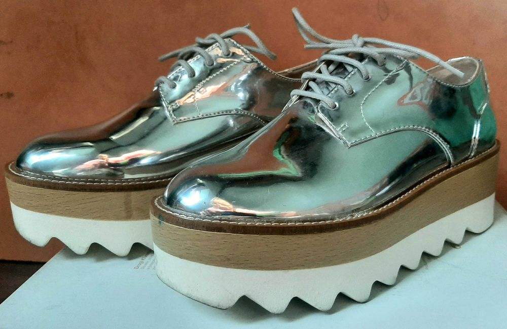 Buty oksfordki srebrne