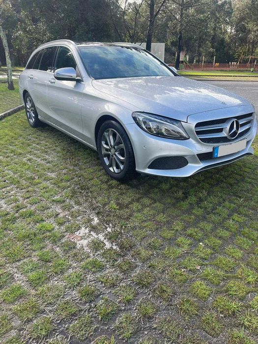 Mercedes-Benz Classe C Station | 144.000 km | Teto Panorâmico | Histórico Mercedes