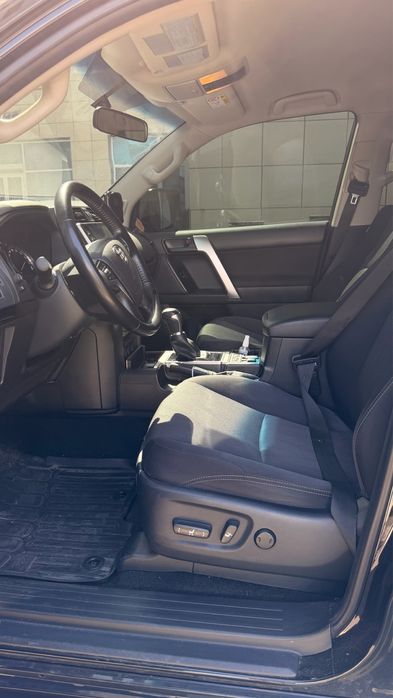 Toyota Land Cruiser Prado 2022