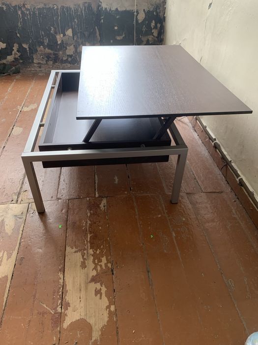 Продаеться Стол журнальный трансформер