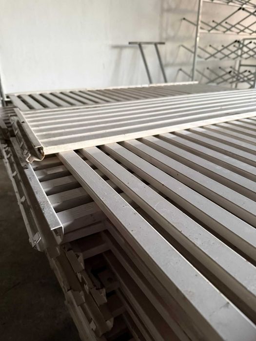 100 Metros Lineares em Painéis Metálicos Vedação (Oportunidade)