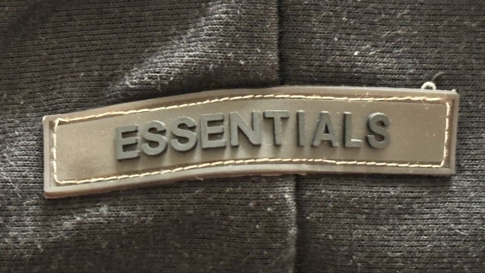 Худи essentials black