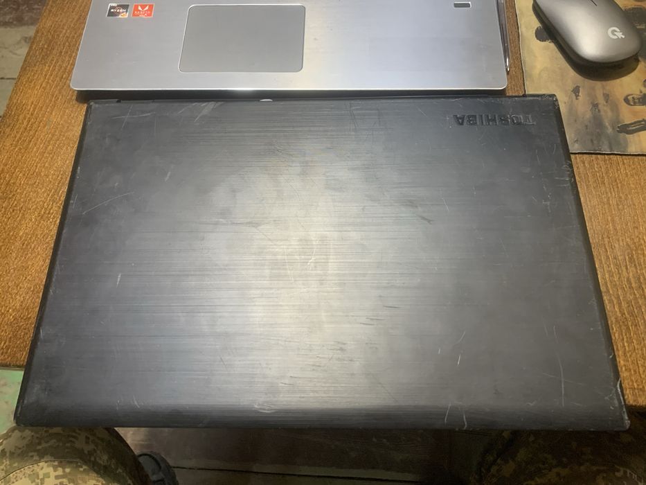 Ноутбук Toshiba/i3 6100U/RAM8GB/SSDnvme120/