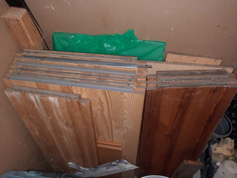 Deski na półki, 12 sztuk zamienię za dwie kawy Jacobs Kronug 2xpo 500