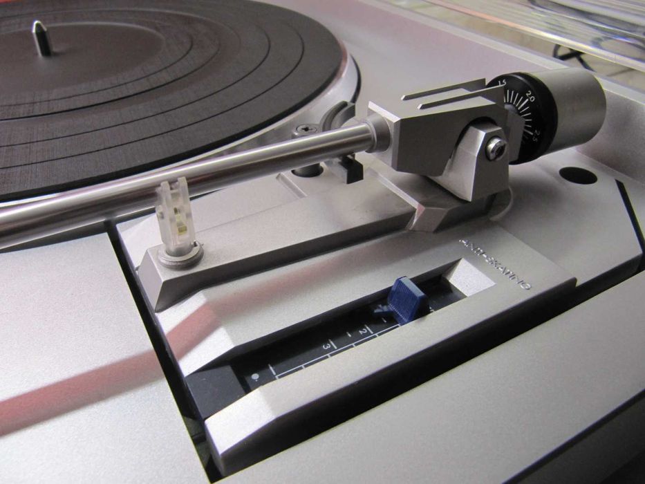 Проигрыватель от «Victor» JVC QL- A200 HI-FI *Direct-Drive + ПАСПОРТ