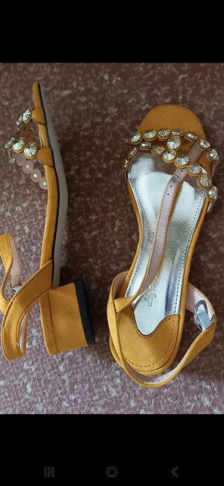 Sandały rozmiar 39