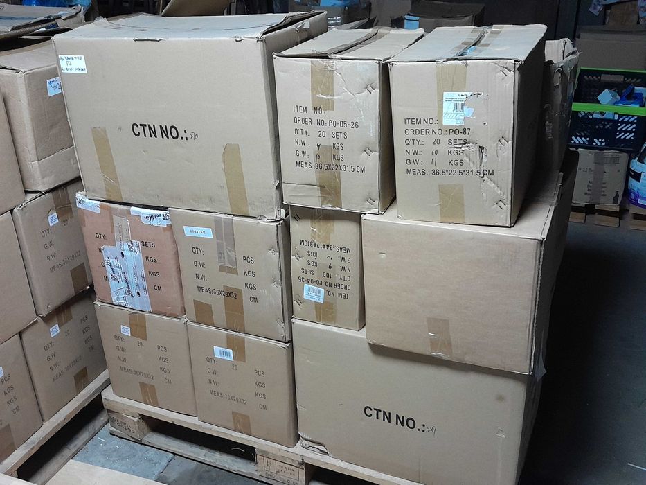 Zwroty konsumenckie paleta zwrotów ABC klamki drzwiowe okolo 400 zestawów
