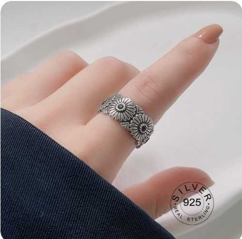 Anéis lindíssimos em prata NOVOS