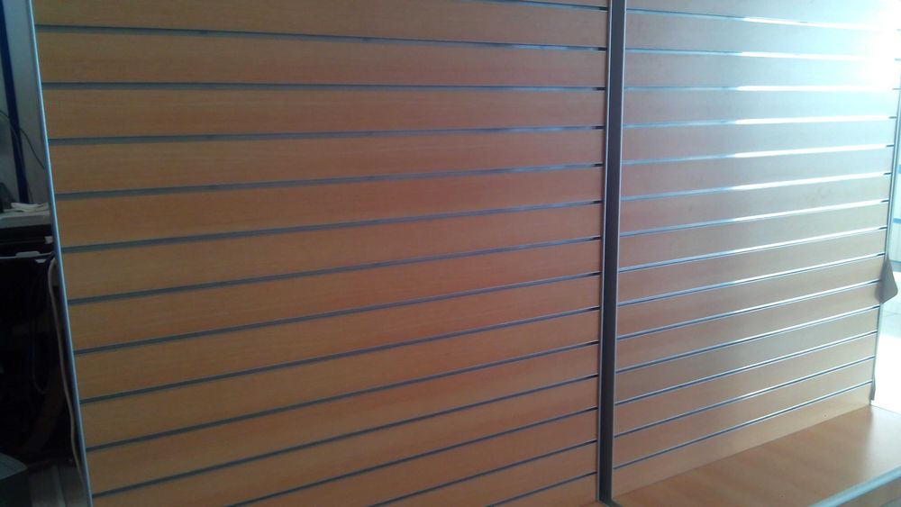 2 Moveis Expositores para loja