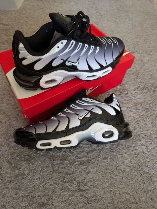 Tenis Air Max Plus