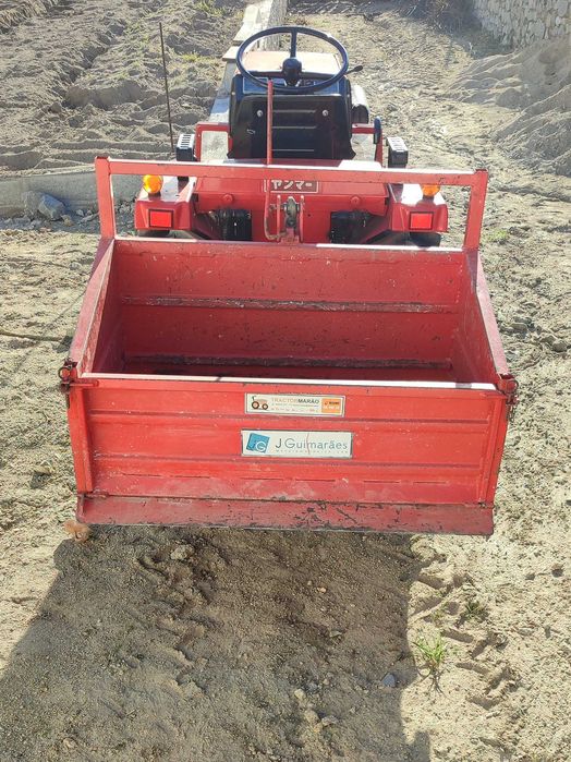 Trator Yanmar F14D