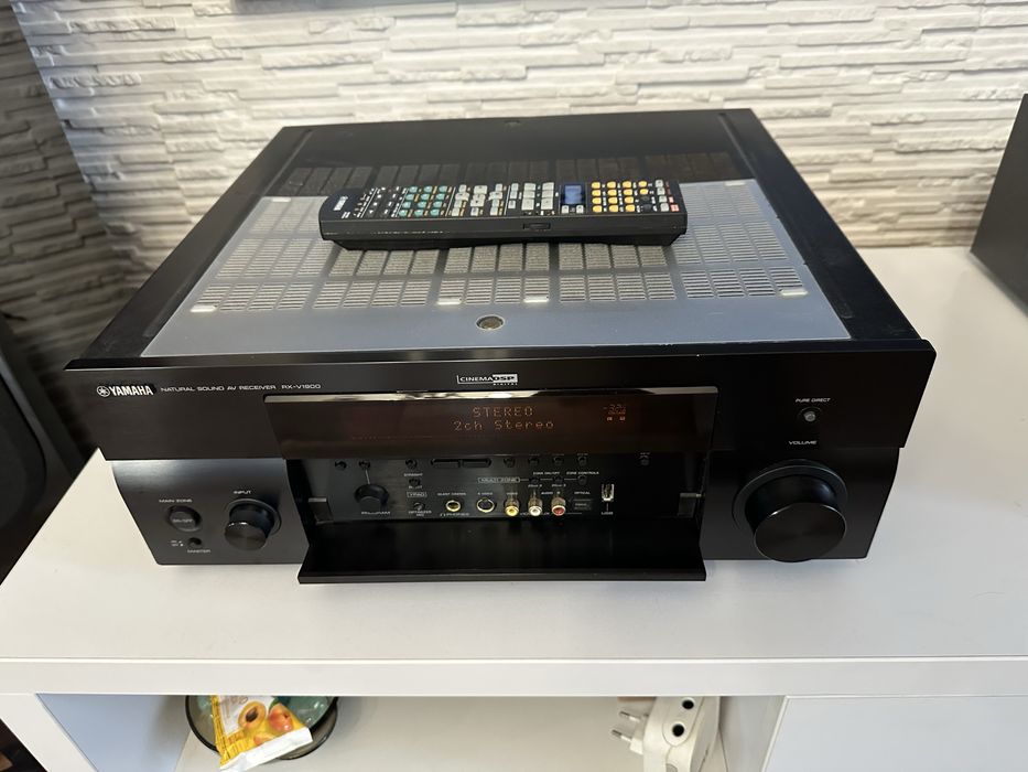 Amplituner Yamaha RX-V1900