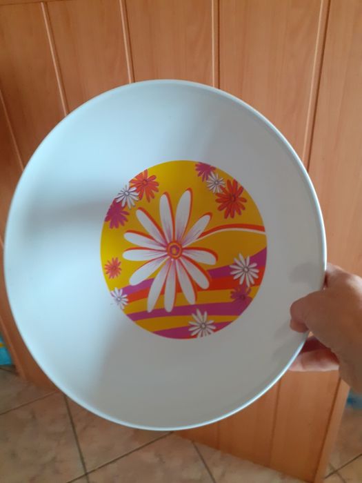 Sprzedam piękny duży półmisek z kwiatem