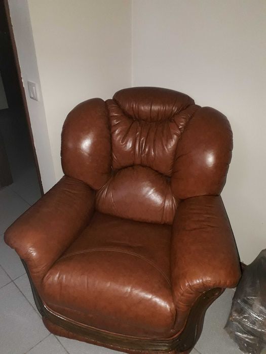 Terno de Sofás em pele