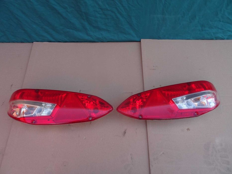 Tylne lampy do przyczepy kempingowej - kampera - LMC- Knaus-rapido