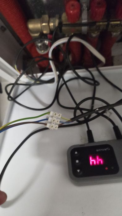 Sterowniki do pomp c.o Salus PC11 2 sztuki