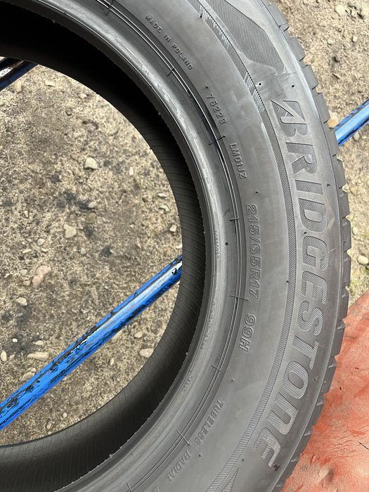 215/65/17 R17 Brigestone Blizzak LM001 4шт ціна за 1шт