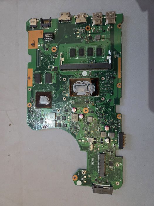 Sprzedam płytę główną + procesor do Laptopa ASUS F555L