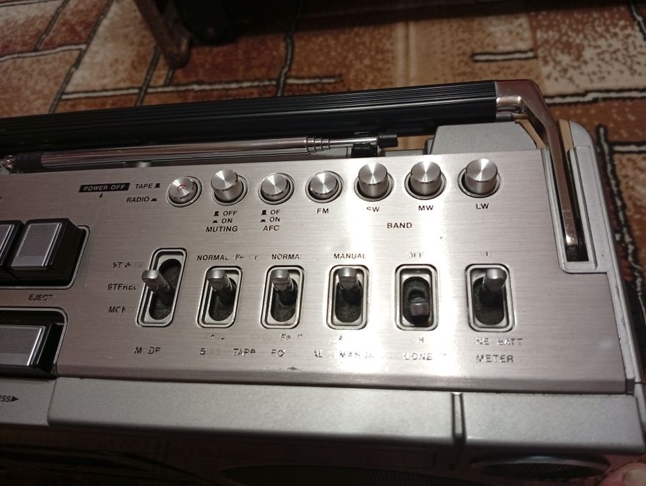 Магнітофон Sharp gf9090H.