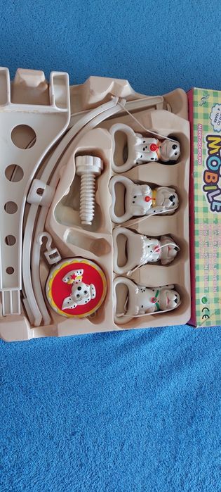 Музична іграшка для дитини в ліжко