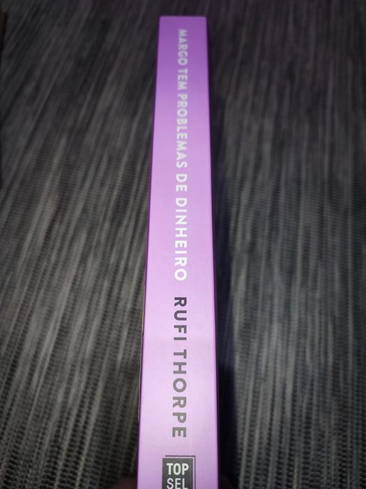 Livro - Margo tem problemas de dinheiro