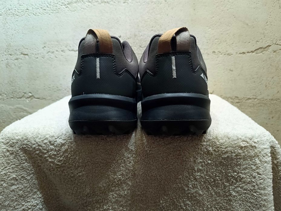 Męskie sneakersy ADIDAS TERREX SKYCHASER AX5 r.46 stan bardzo dobry