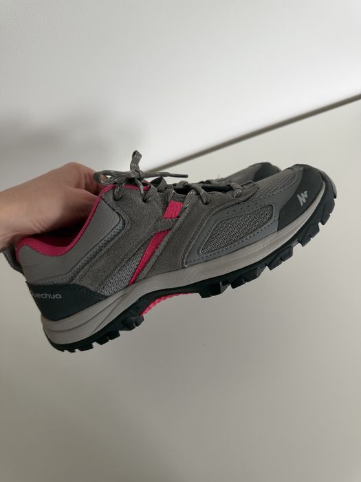 Buty turystyczne damskie Quechua MH100