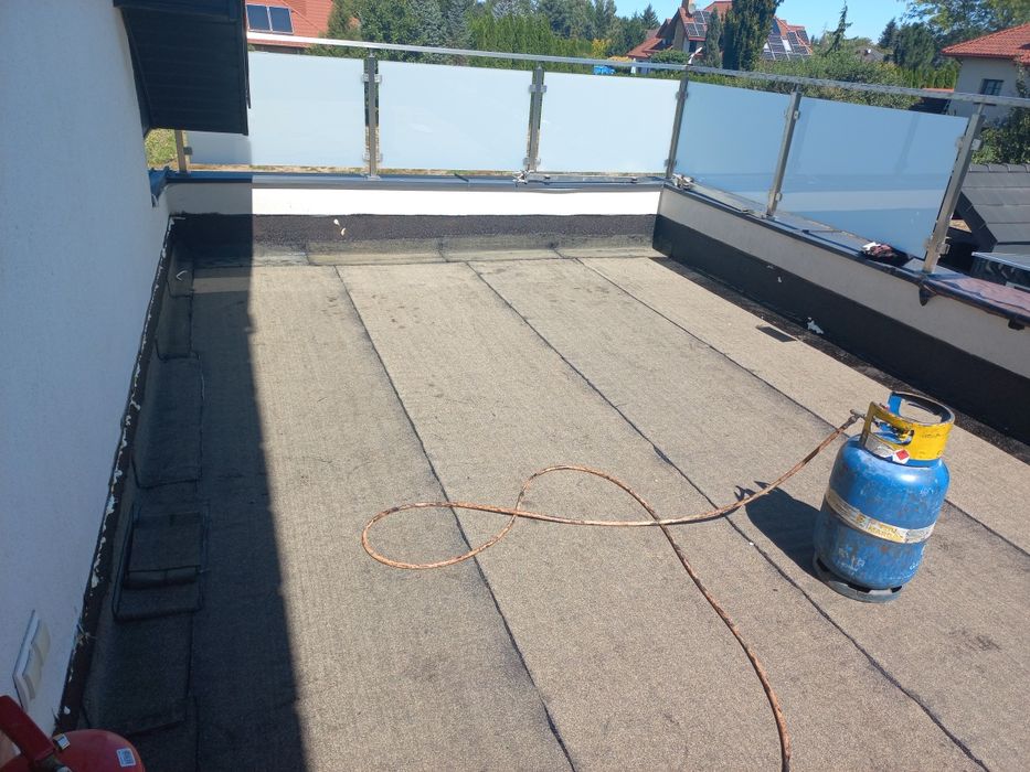 Dekarz, dachy, tarasy, od podstaw, naprawa dachów. Hydroizolacje