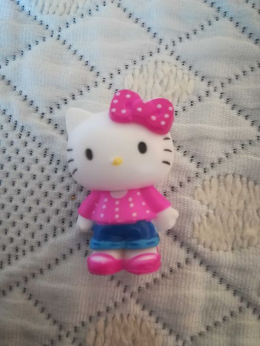 Bonecos Pequenos Hello Kitty (8 unidades) - 1 euro cada