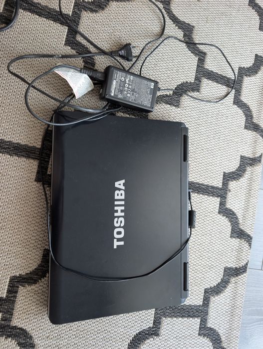 Toshiba satelitte L40-18W