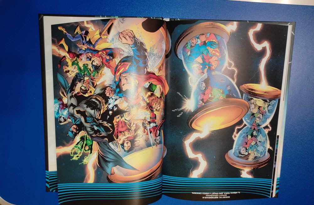 Книга комікс Всесвіт DC. Відродження