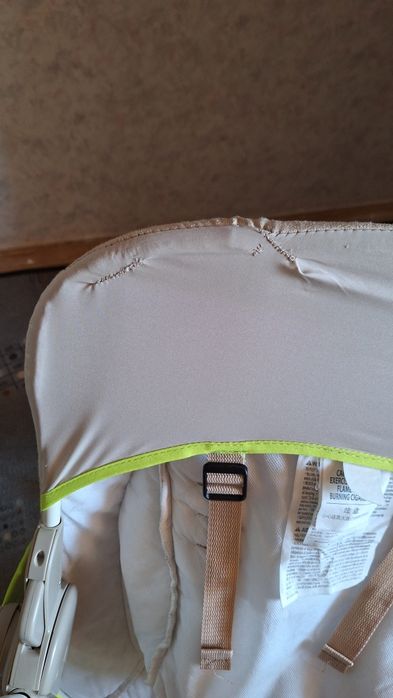 Продам музичну дитячу качельку або шезлонг