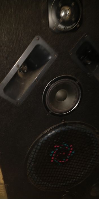 Wieża Sharp  1100w końca mocy