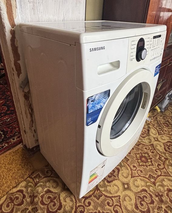 Продам Samsung Diamond 6 kg