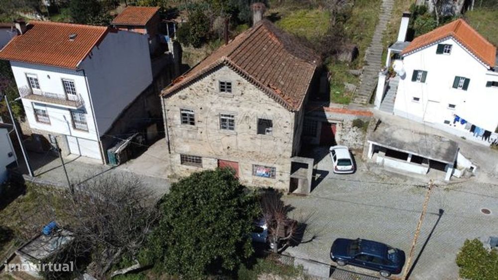 Moradia T0 para venda