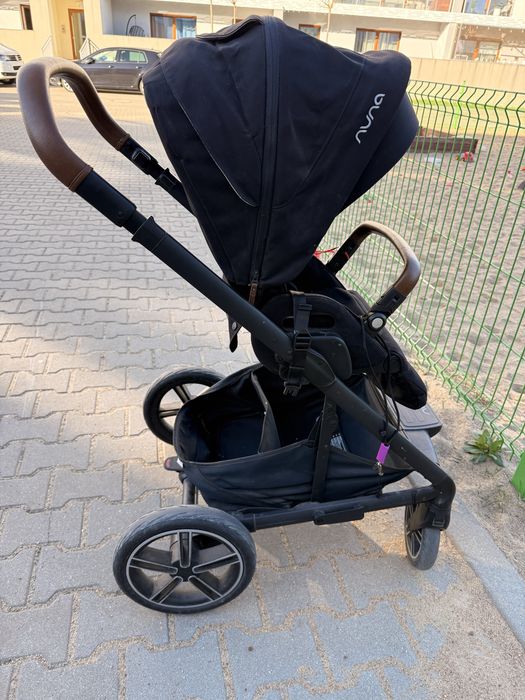 Spacerówka Nuna TRVL