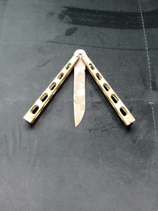 Balisong kandar ostry