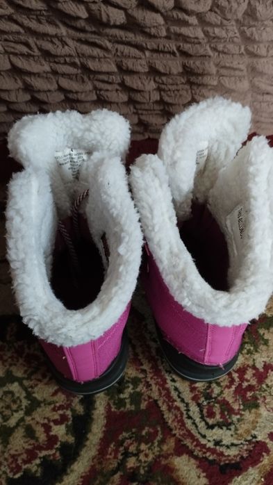 Зимові ботинки жіночі