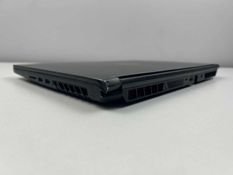 Ноутбук Maingear Vector Pro 2 15.6" 2K 240Гц Ryzen 9 6900HX 16GB DDR5 RTX 3070Ti 8GB 512GB NVMe SSD