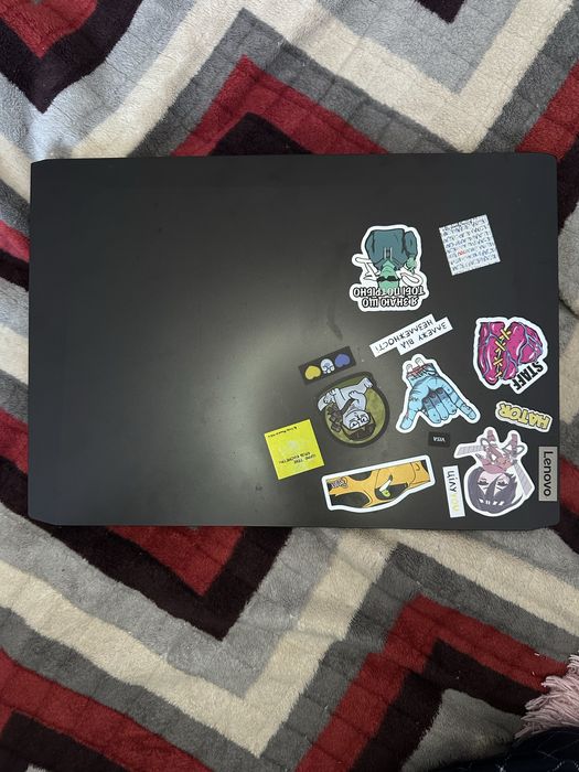 Lenovo IdeaPad Gaming 3 / Ryzen 5 5600H / 8GB / SSD 256GB