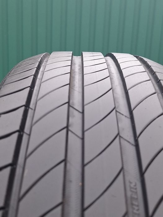 Літній MICHELIN 215 60 R17