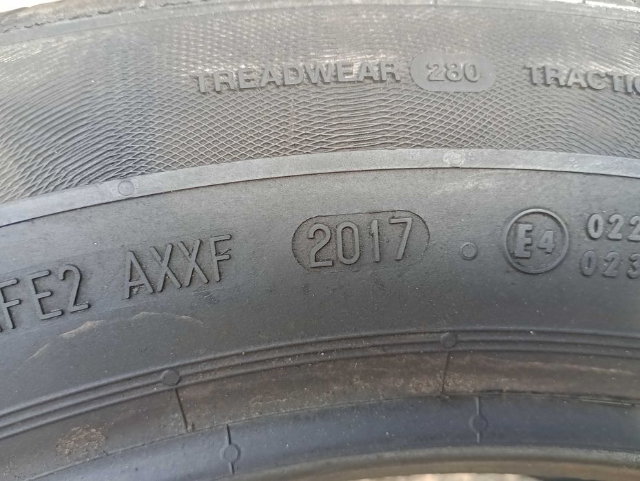 Opony letnie 4x215/55 R18 95H CONTINENTAL Conti Premium Contact 2 DEMO