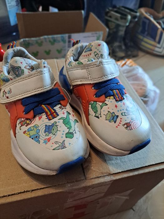 Кросівки дитячі 22 розмір